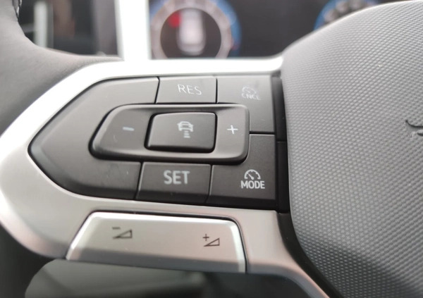 Volkswagen Passat cena 187400 przebieg: 10, rok produkcji 2024 z Wojkowice małe 631